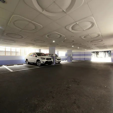 V Hotel